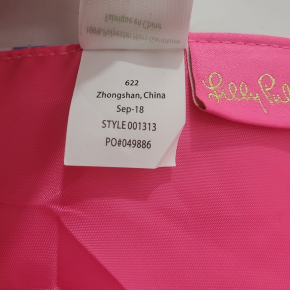 Lilly Pulitzer Christmas Tree Skirt Home Decor Bohemian Queen Pom Pom Pink Blue - Picture 10 of 10